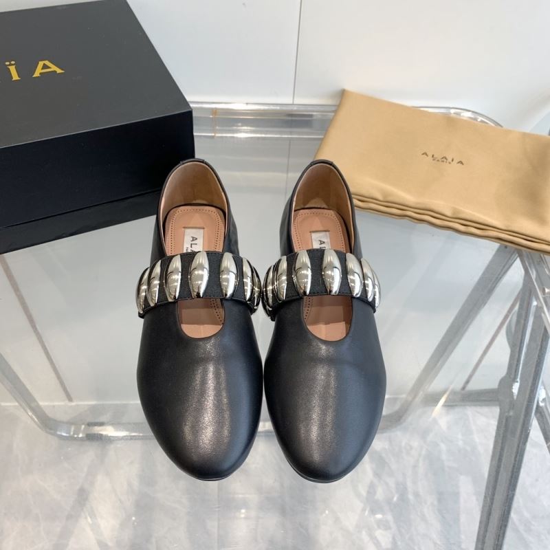 Other flat shoes